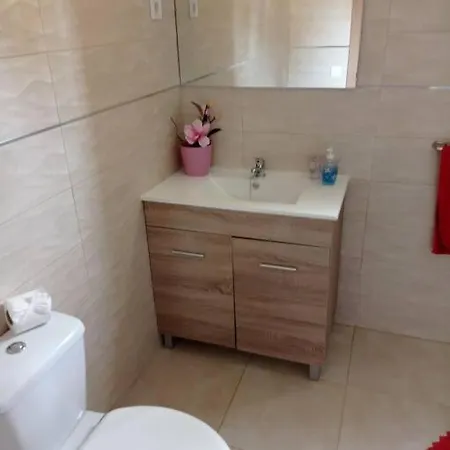 It Is... Apartman *